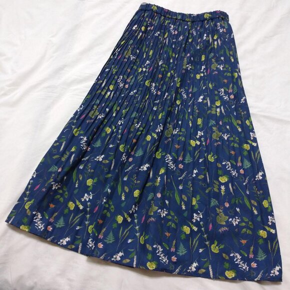 Hibidan Botanical Print Pleated Long Skirt - Picture 6 of 6